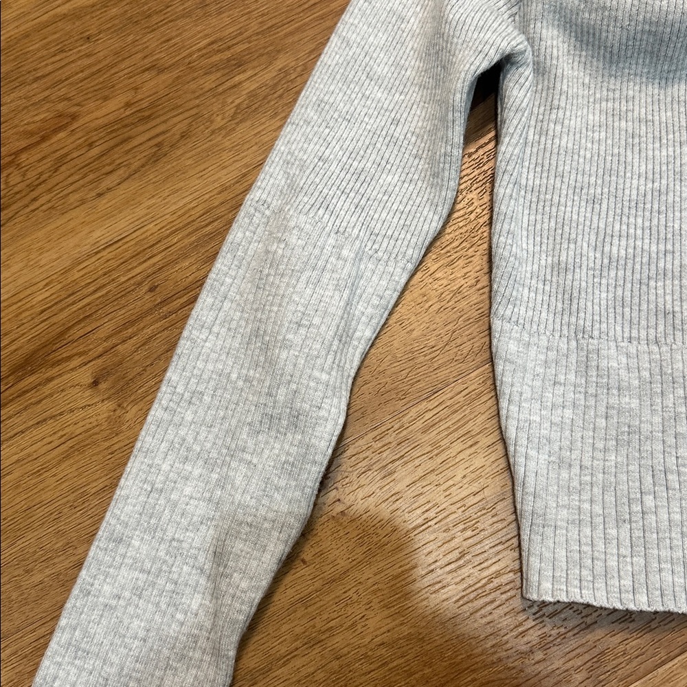 Princess Polly Morley Off‎ Shoulder Sweater in Grey Marle Size M/L - Picture 5 of 7